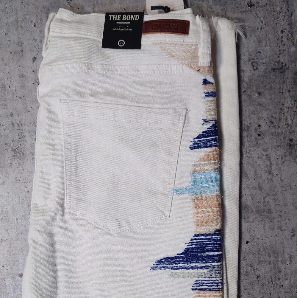 BlankNYC Cream Embroidered Jeans - Picture 7 of 10